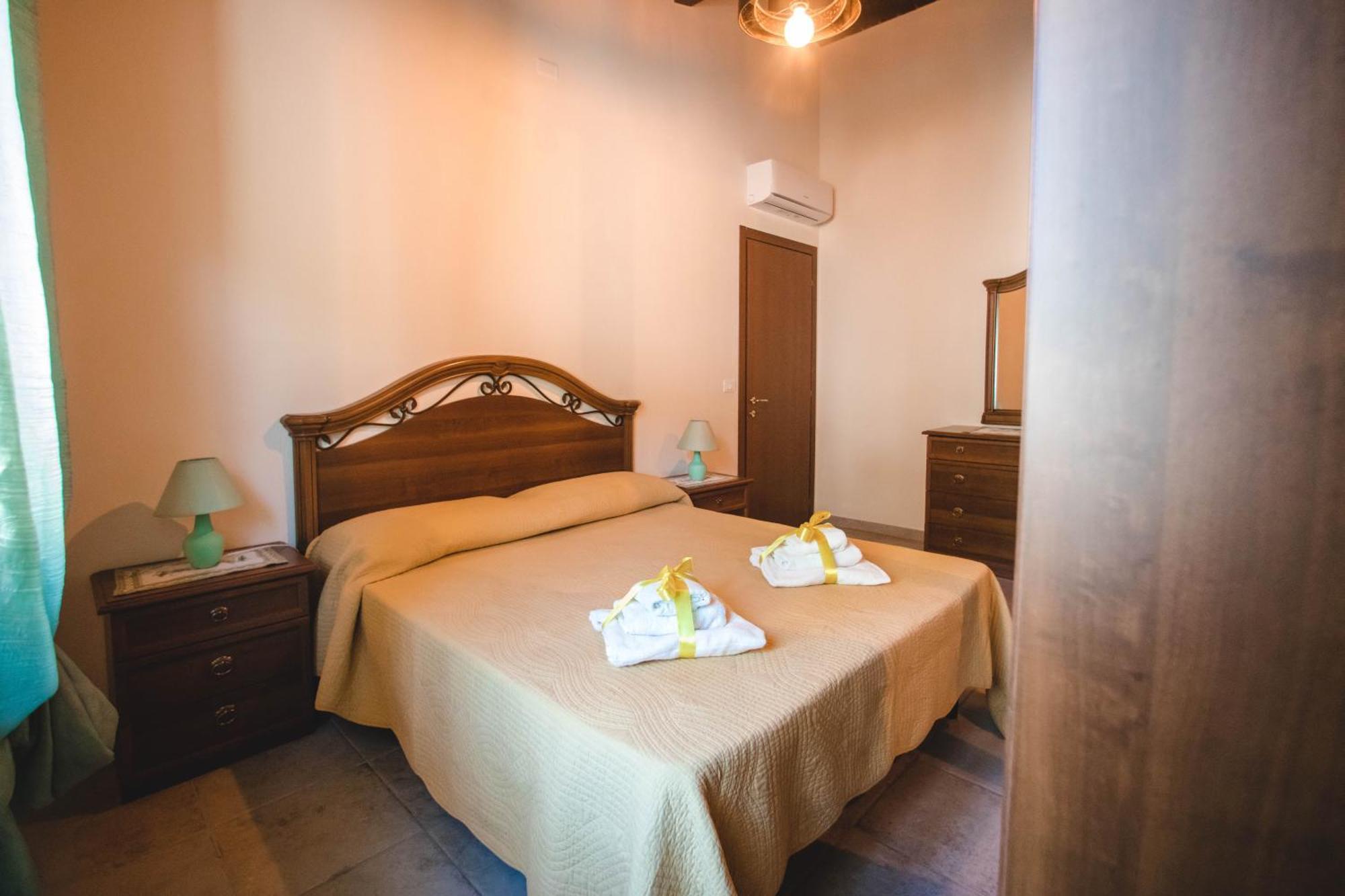 Calami - Villa Romeo - Private Apartments With Pool, Seaview & Olive Grove Santa Caterina Dello Ionio Marina Экстерьер фото