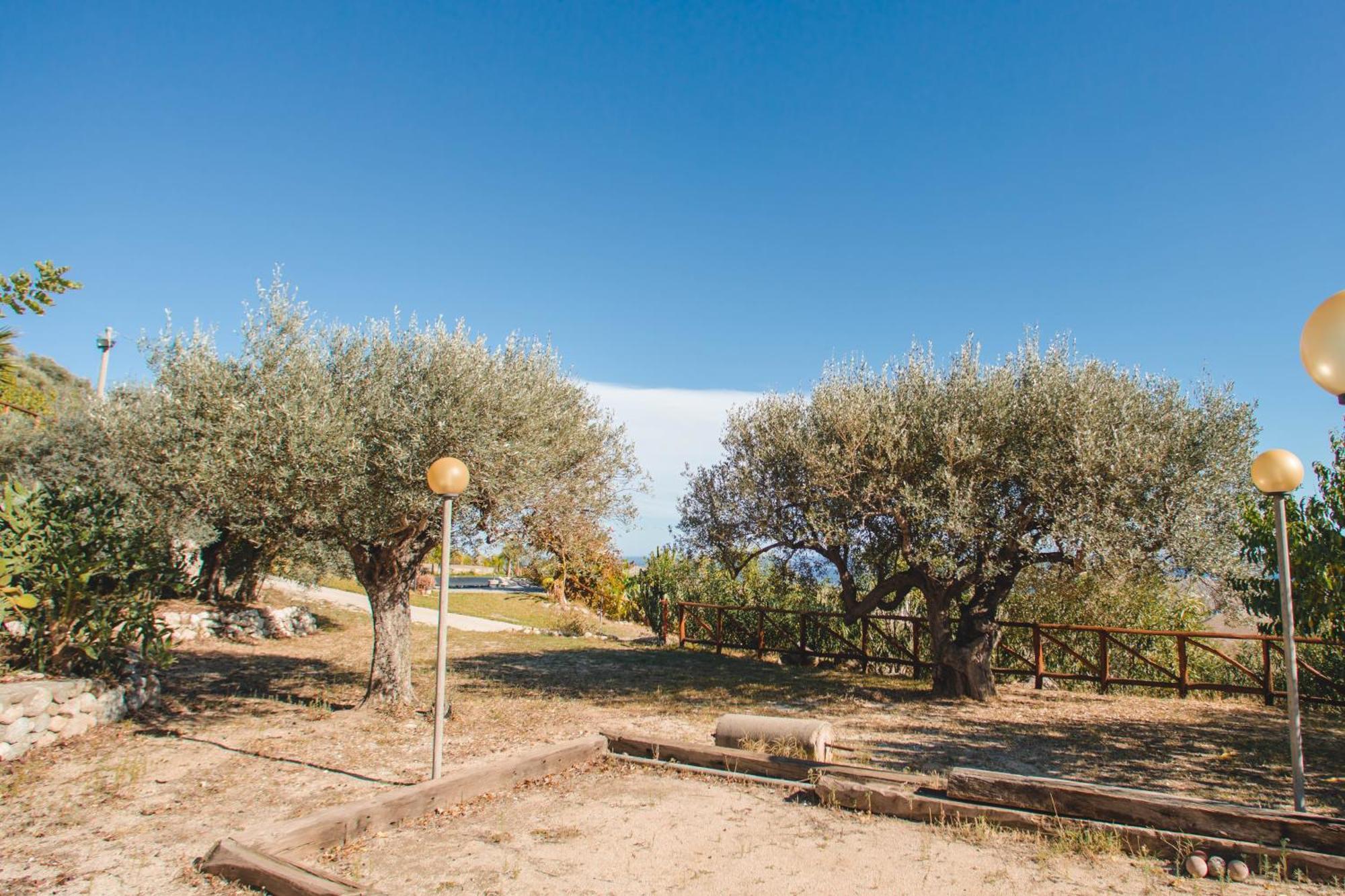 Calami - Villa Romeo - Private Apartments With Pool, Seaview & Olive Grove Santa Caterina Dello Ionio Marina Экстерьер фото