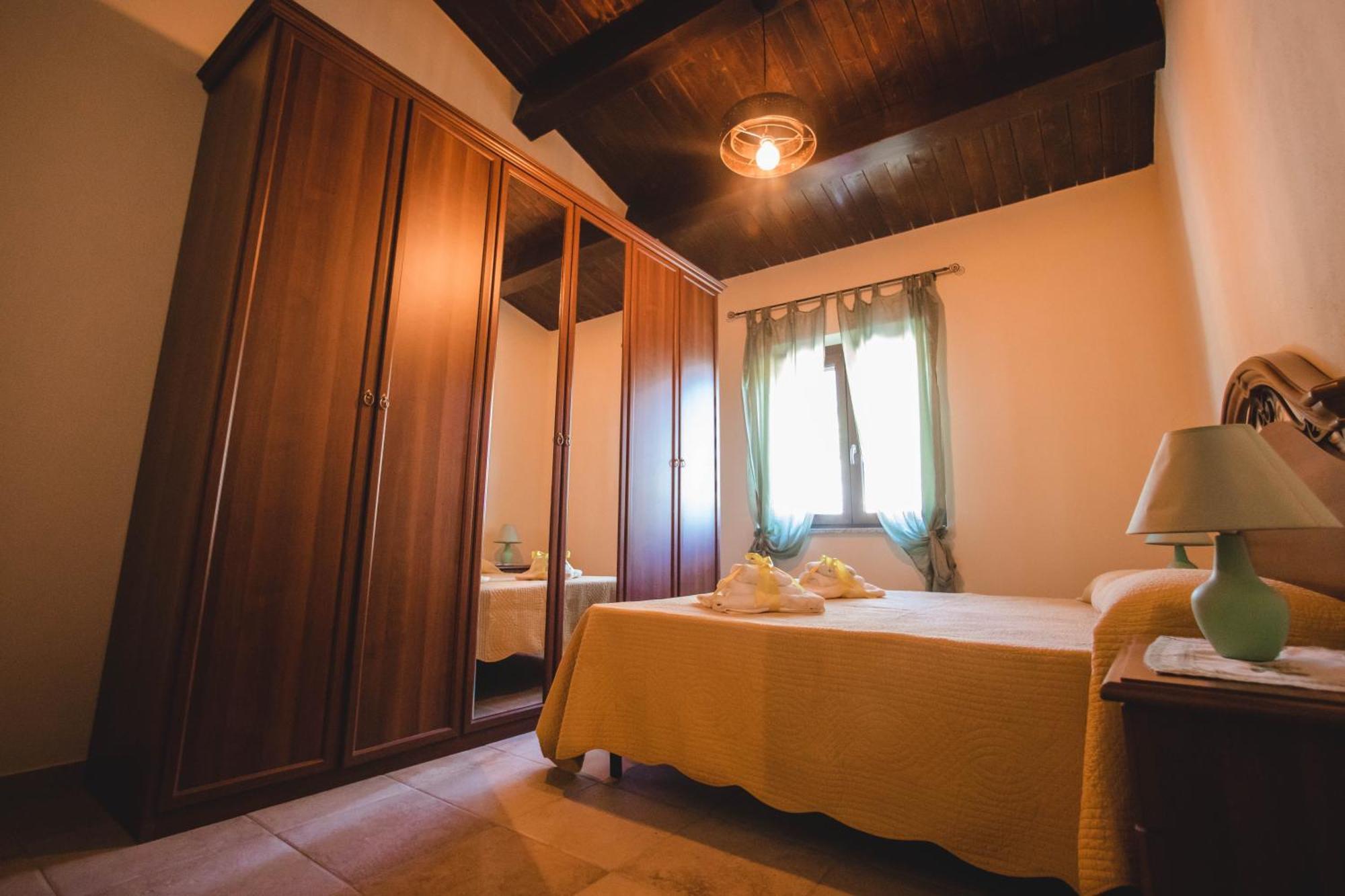 Calami - Villa Romeo - Private Apartments With Pool, Seaview & Olive Grove Santa Caterina Dello Ionio Marina Экстерьер фото