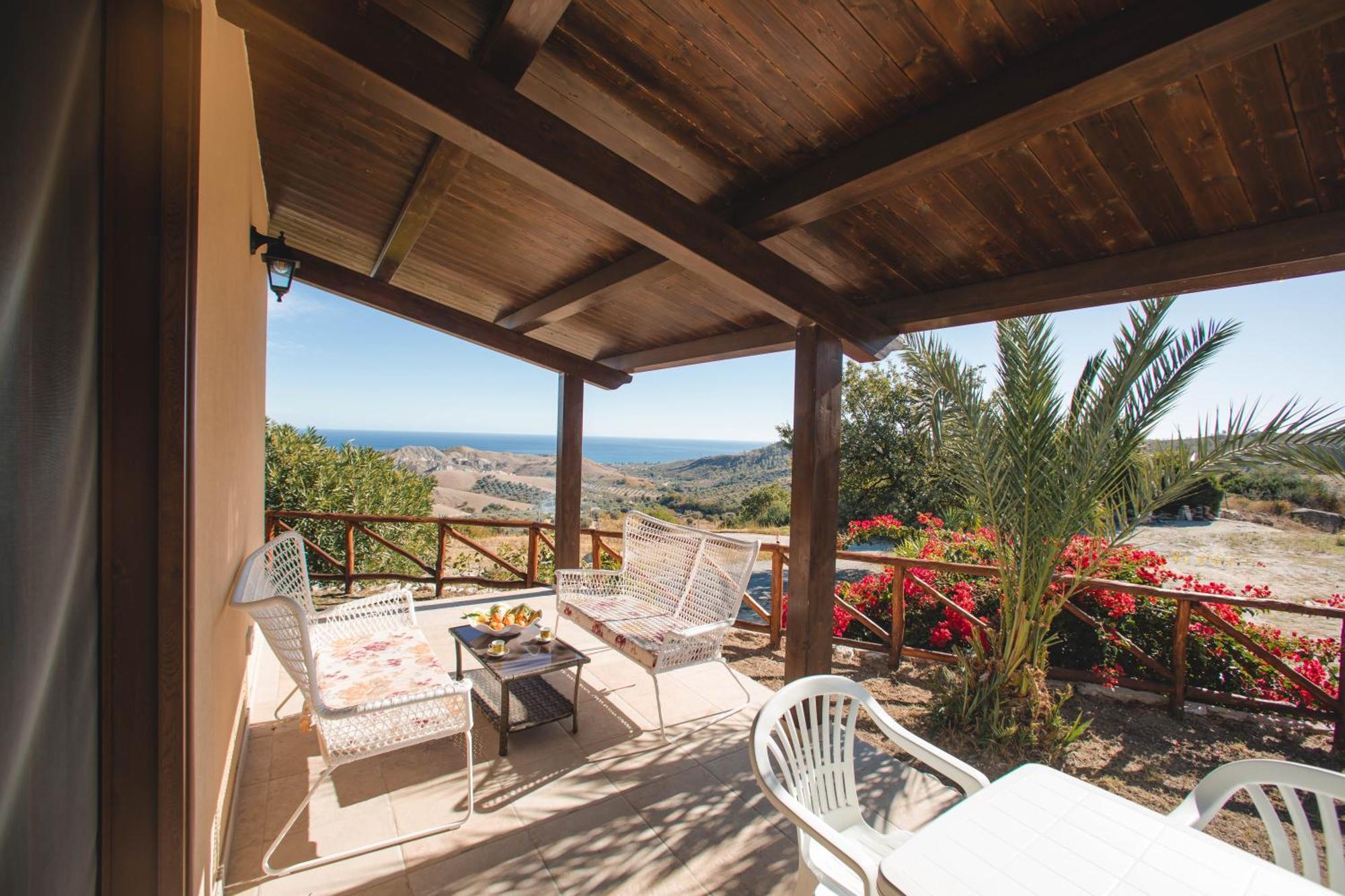 Calami - Villa Romeo - Private Apartments With Pool, Seaview & Olive Grove Santa Caterina Dello Ionio Marina Экстерьер фото