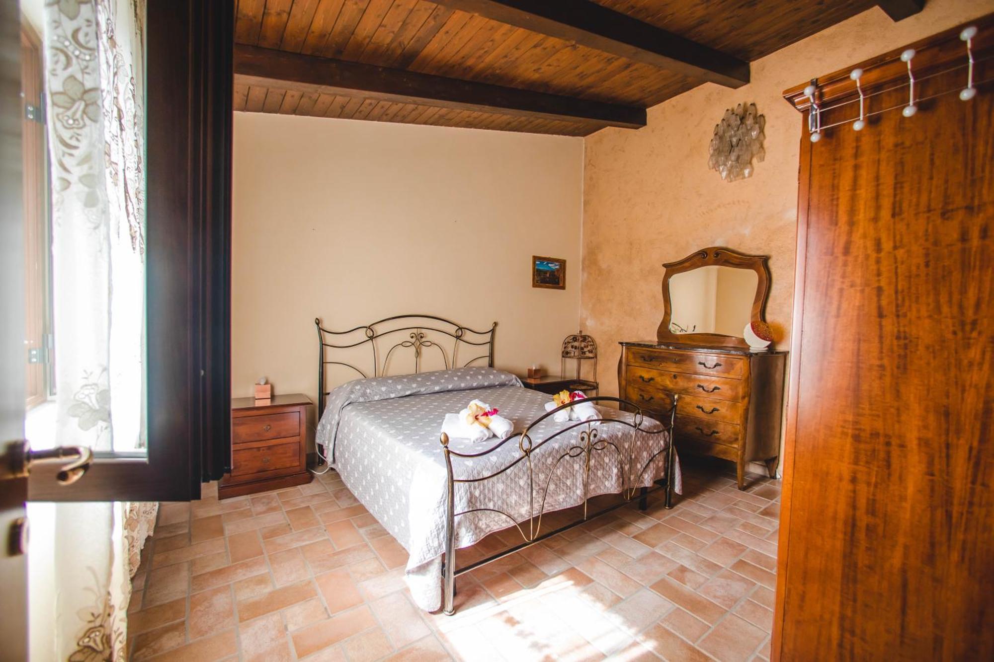 Calami - Villa Romeo - Private Apartments With Pool, Seaview & Olive Grove Santa Caterina Dello Ionio Marina Экстерьер фото