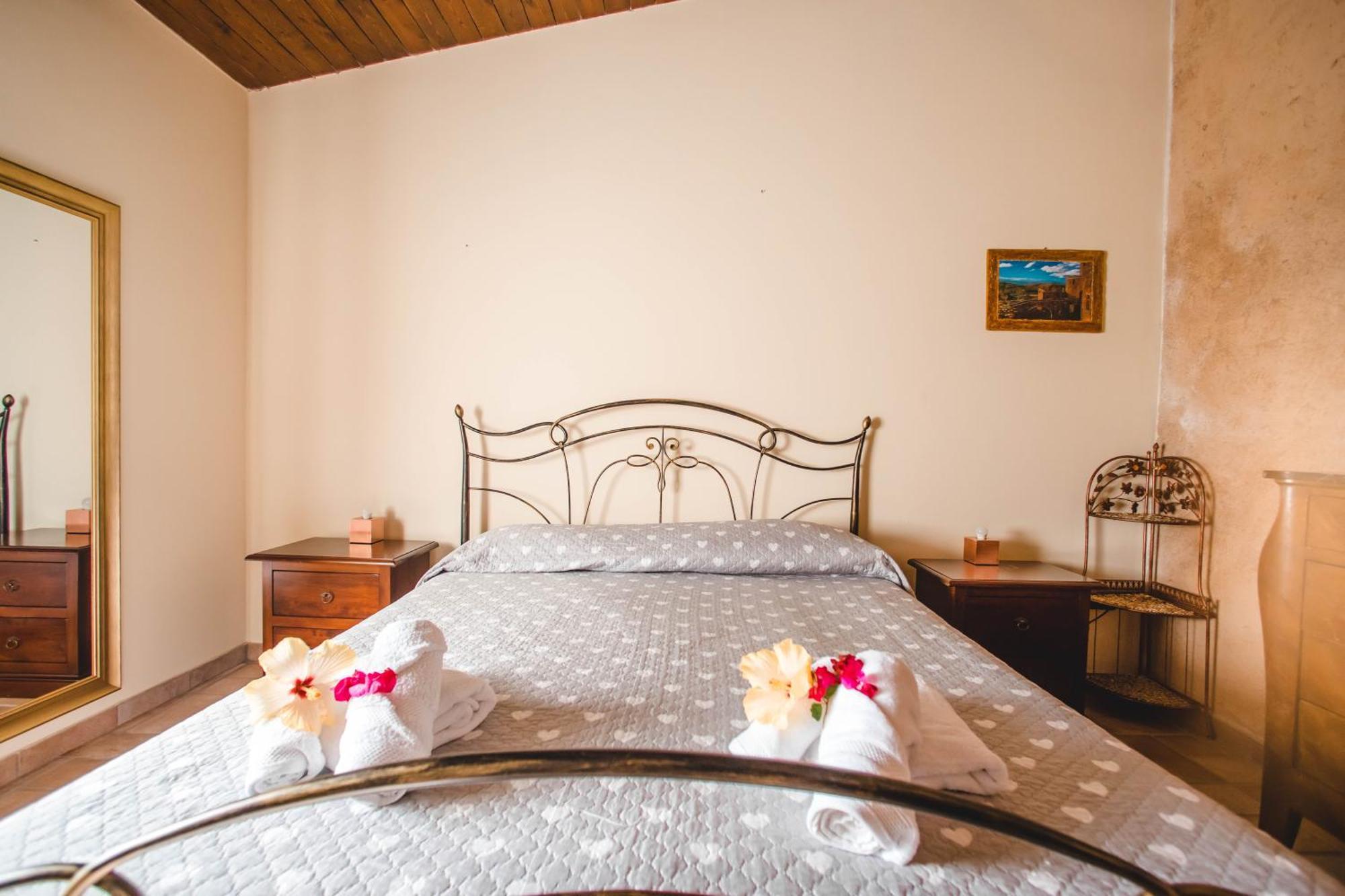 Calami - Villa Romeo - Private Apartments With Pool, Seaview & Olive Grove Santa Caterina Dello Ionio Marina Экстерьер фото