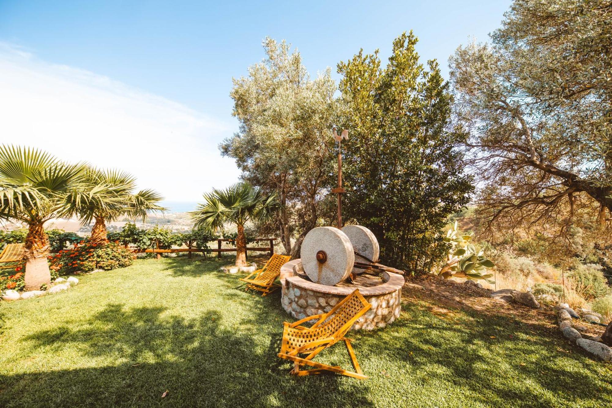 Calami - Villa Romeo - Private Apartments With Pool, Seaview & Olive Grove Santa Caterina Dello Ionio Marina Экстерьер фото